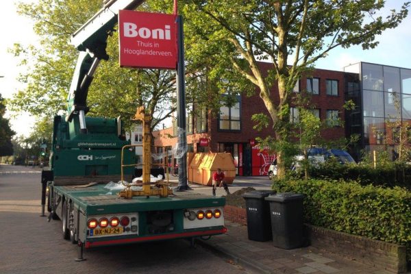 Boni supermarkt reclamemast plaatsing Dimlicht Dimension Lichtreklame